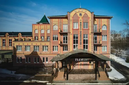 Rubiton (Рубитон) Отели рядом с достопримечательностью «Памятник Алексию II»