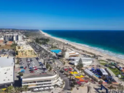 Scarborough & Absolutely Beachfront Hotels in Scarborough