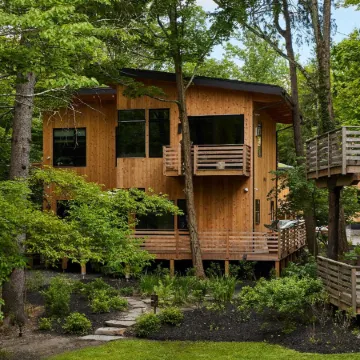 Woodstock Way Hotel