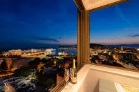 Royal Suites-Sky - Guest houses