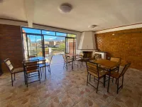 Tupac Huaraz - Hostels