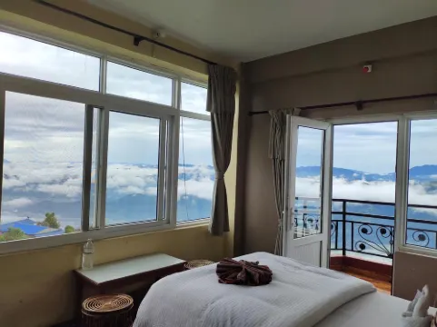 Hotel High Ground Inn Sarangkot