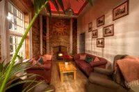 The George Wright Boutique Hotel, Bar & Restaurant - WiFi