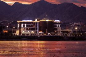 Parliament Palace Hotel