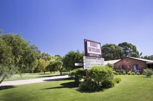 Tocumwal Early Settlers Motel - Motels