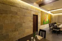 Hotel Chaitali - Pure Veg - breakfast