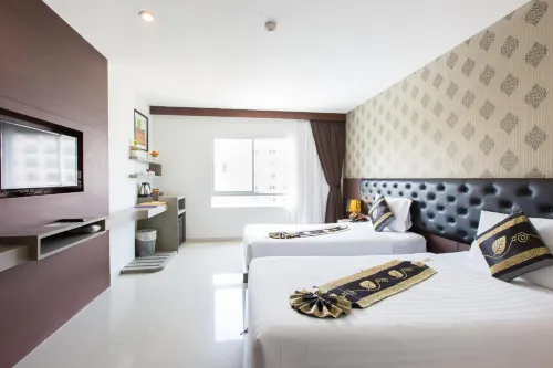 Hemingways Silk Hotel - Romantic