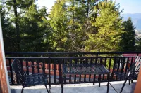 Shangrila Hotels and Resort - Mountain view