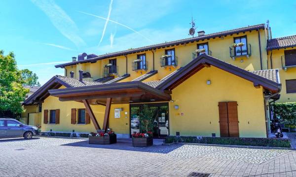 Hotel Ristorante Vecchia Riva
