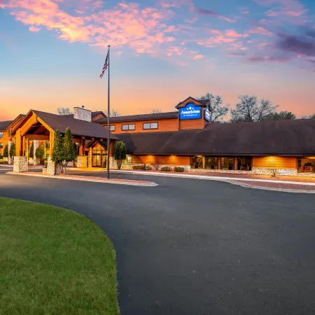 AmericInn by Wyndham Wisconsin Dells