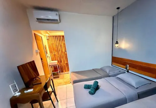 Buton Backpacker Lodge - 2-Star
