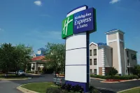 Comfort Inn & Suites Asheboro East Hotels near rue21