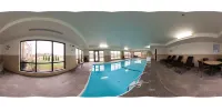 Candlewood Suites BLOOMINGTON by IHG - Pools