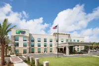 Holiday Inn Express & Suites Gulf Breeze - Pensacola Area Hotels in Gulf Breeze