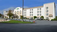 Holiday Inn Express Boston-Milford