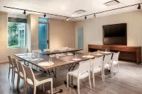 อลอฟท์บาโกตาแอร์พอร์ต