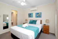 The Shores Holiday Apartments