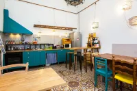 OStellin Genova Hostel - فطور