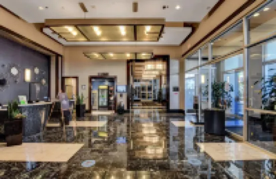 鉑金飯店和水療中心