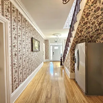 Sunflower Guest Suites