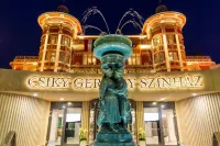 Z8 Prémium Apartman Hotels in 