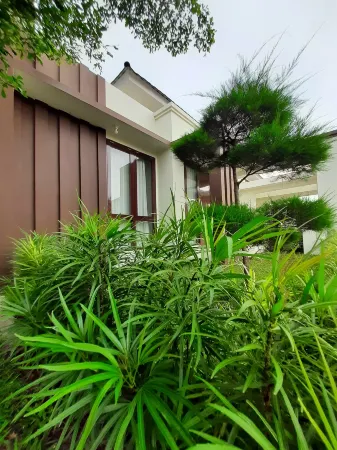 Villa Mandam Resort Отели в г. Паданг-Париаман