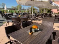 Hotel Gaststätte Weinbrücke - breakfast