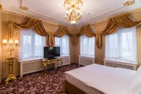 Petrovsky Prichal Hotel & Spa Hotel dekat Manor Where Pliyev, the Twice Hero of  USSR, Lived