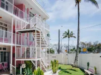 The Pink Hotel Coolangatta Hotels in Coolangatta