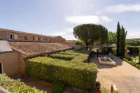 Hôtel Mercure Aix-en-Provence Sainte-Victoire Hotels in Vauvenargues