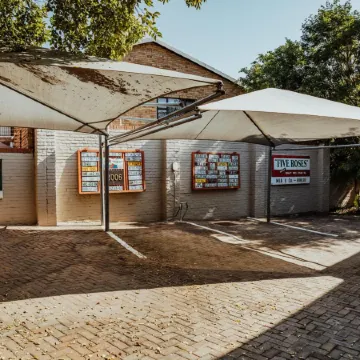 Ons Dorpshuis Guesthouse