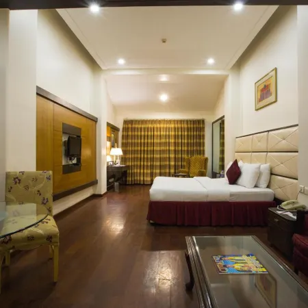 Residency Club