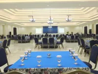 Taman Bukit Palem Resort Hotels in Caringin