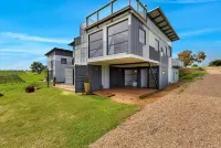 Hotel California Road at Inkwell Wines - Homestays