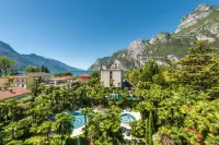 Parc Hotel Flora S - Infinity Pools
