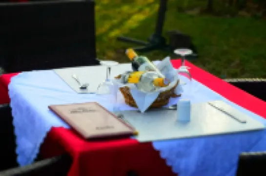 Esikar Gardens Hotel