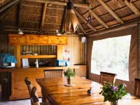 Khashamongo B & B Hotels near Helderberg Centre