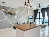 Midvalley Southkey Mosaic Suite by Nest Home