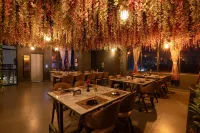 Hotel Opulence Отели в г. Waluj Bk.