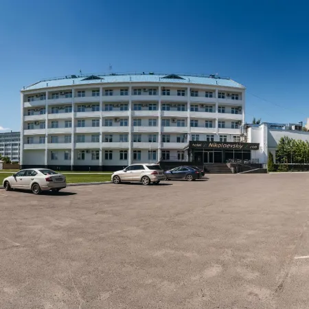 Николаевский