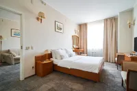 Voznesenskiy Hotel Các khách sạn gần Ural State Forestry University