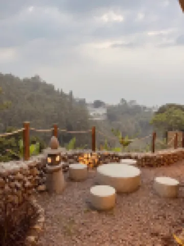 The Hill by the Villas 100 Hotels in 