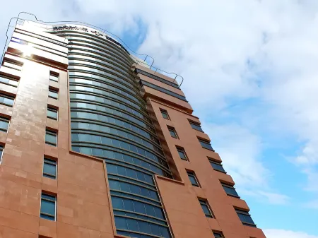 Paragon Hotel Apartments
