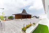 D'Journey Hotel Hoteles en Cihideung