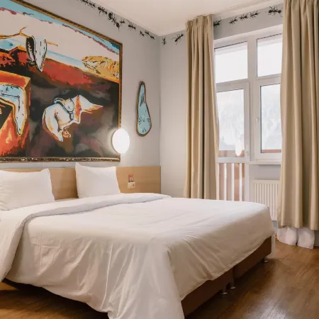 AYS Design Hotel (Айс Дизайн)