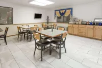 Days Inn by Wyndham Stoughton WI. Hotels in Rutland