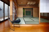 ยาโดยะ เทนกุ - โฮสเทล