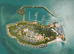 Riahi by Swiss-Belhotel Nirup Island