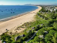Crown Retreat Quy Nhon Resort - Beach