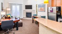 Residence Inn Waynesboro - parking